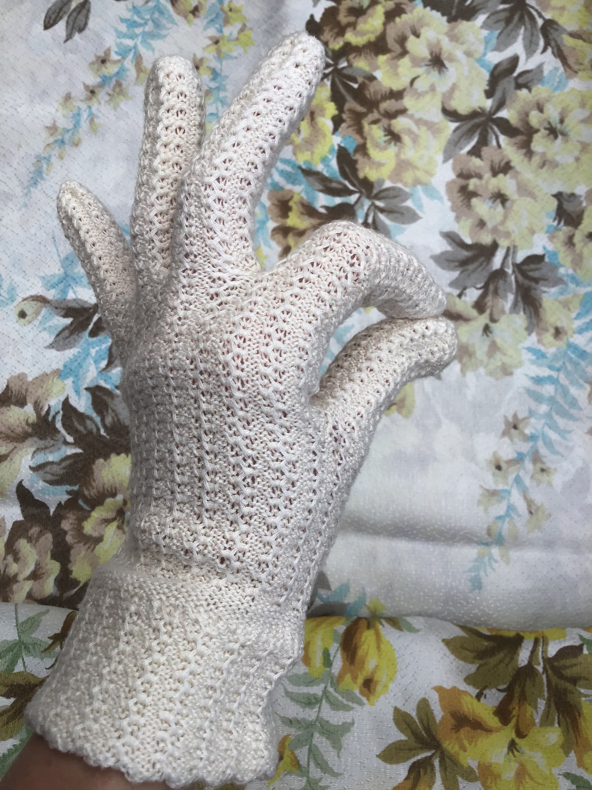 1940s lace best sale gloves