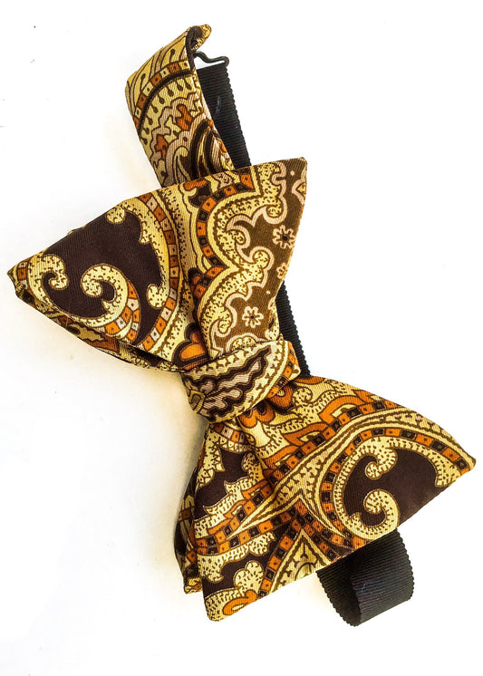 1960s Vintage Silk Psychedelic Self Tie Bow Tie
