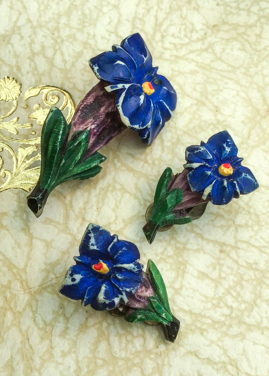 vintage 30s carved bovine bone gentian flower brooch and earrings