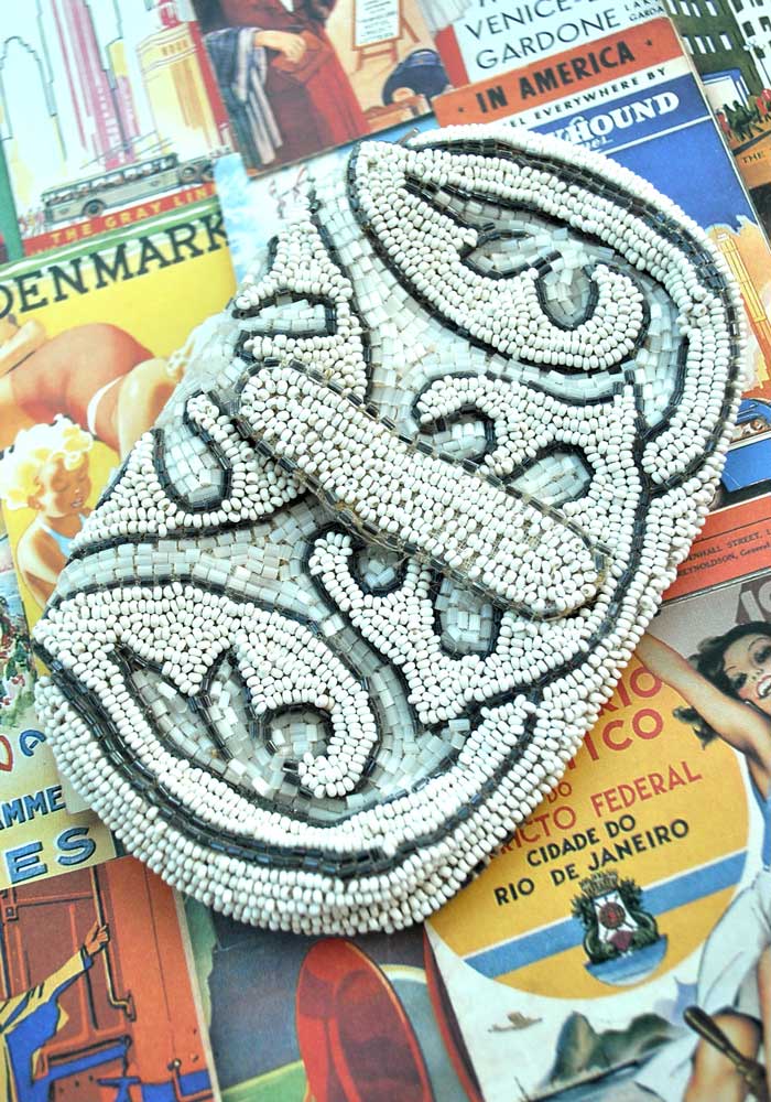 Brass Mother Of Pearl Clutch Bag at 2350.00 INR in Delhi | Craftstages  International Pvt. Ltd.