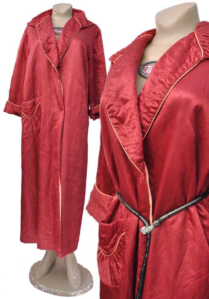vintage 40s cherry red quilted housecoat dressing gown