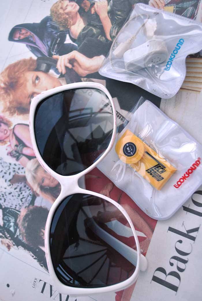 1980s Vintage White Looksound Sunglasses with Radio
