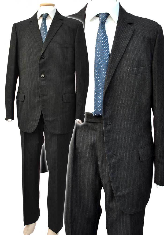 Men's Vintage Black Pinstripe 2 Piece Suit • 41 Chest • Aquascutum