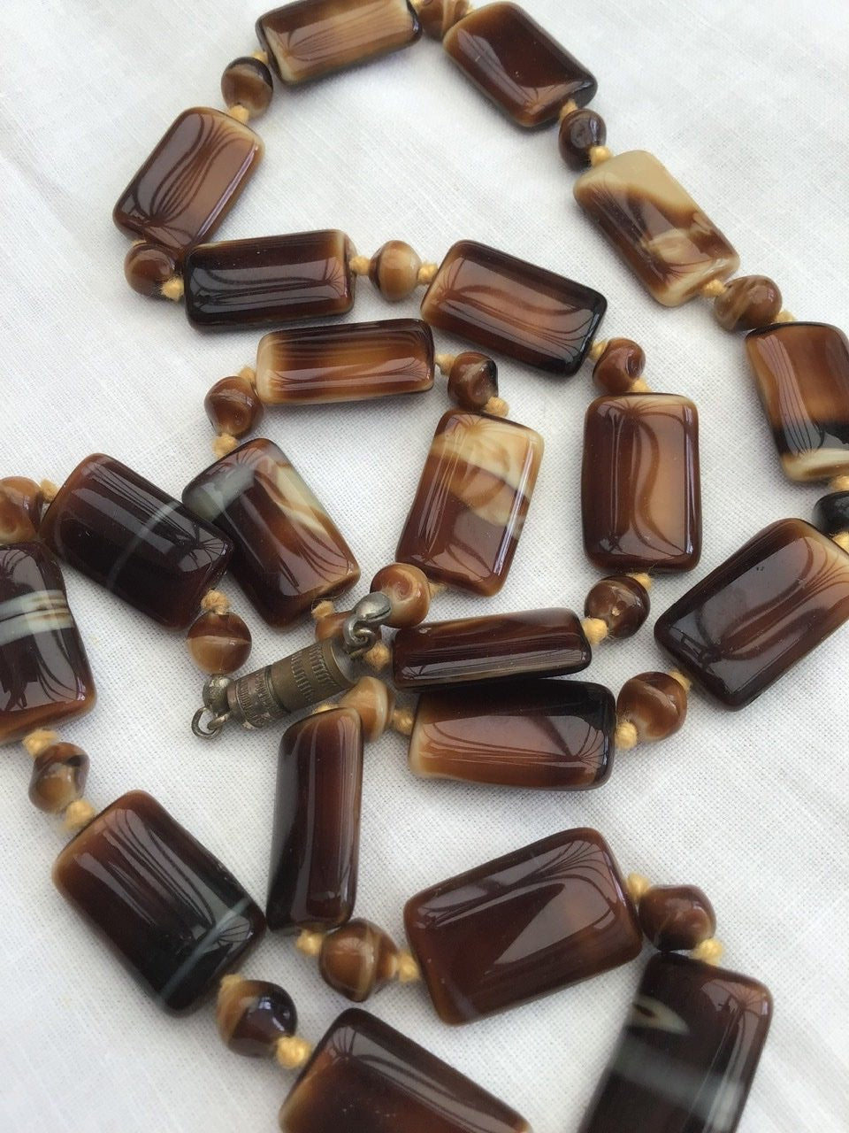 vintage toffee coloured banded agate beaded necklace