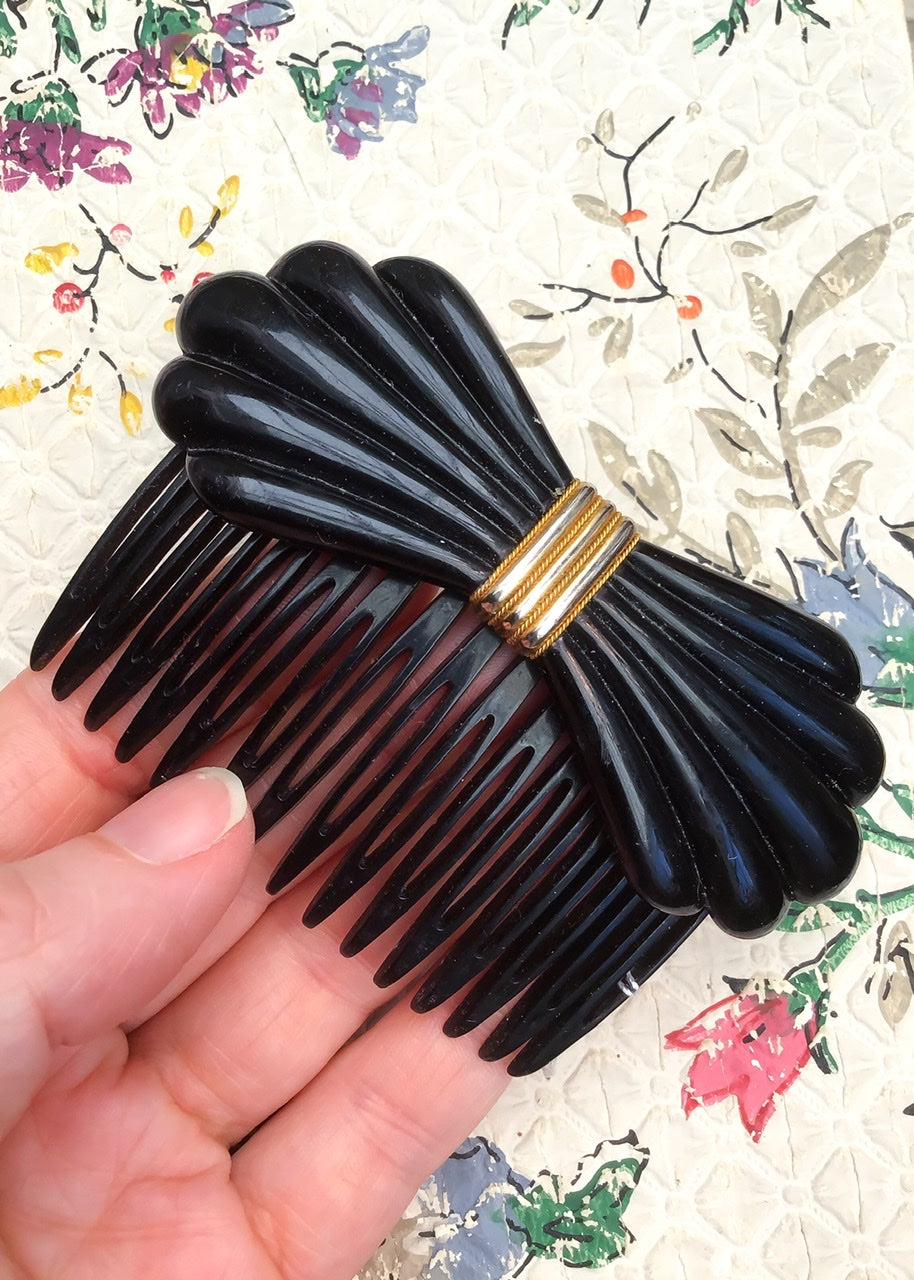 1970s Vintage Black Plastic Bow Shape Hair Comb
