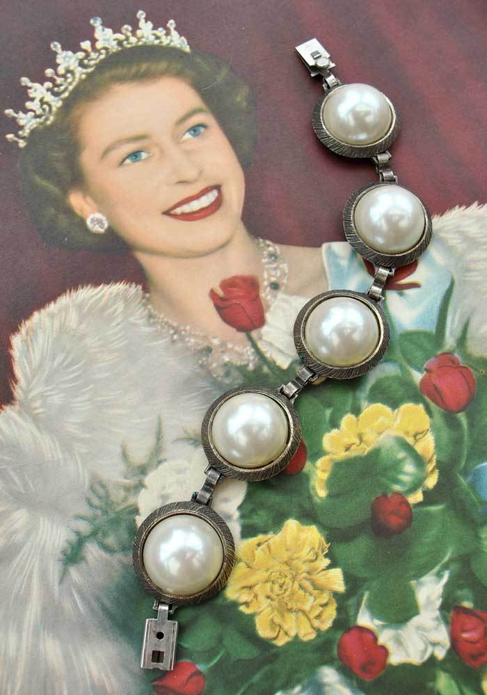 Buy vintage pearl link bracelet with oversized faux pearl cabouchon domes