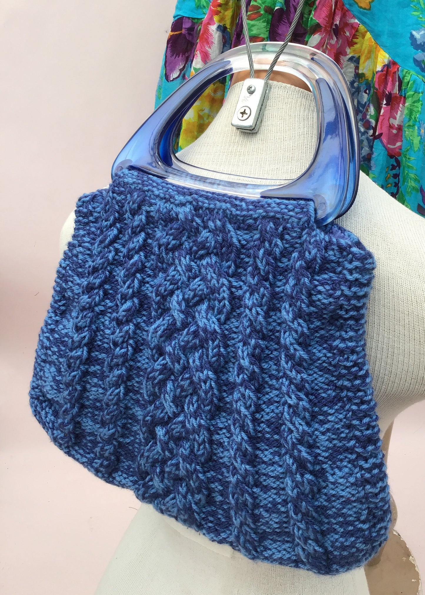 Vintage Blue Lucite Handle Knitting Bag 💙 Chunky Cable Knit