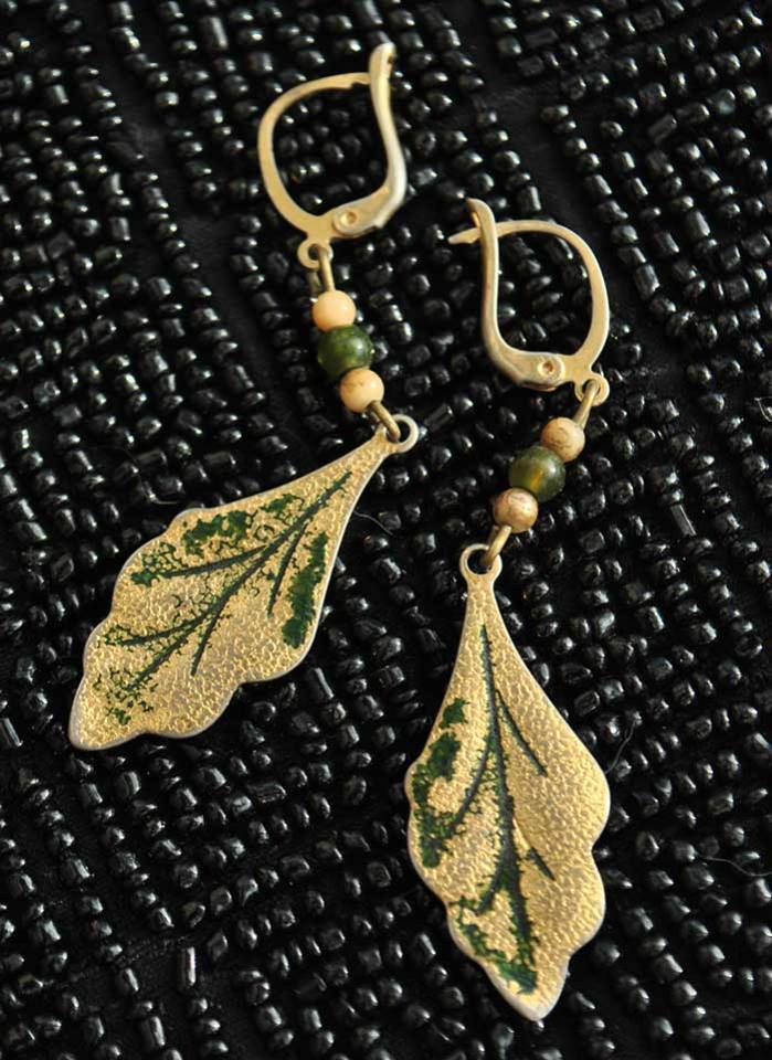 Haskell vibe oak leaf vintage 40s earrings