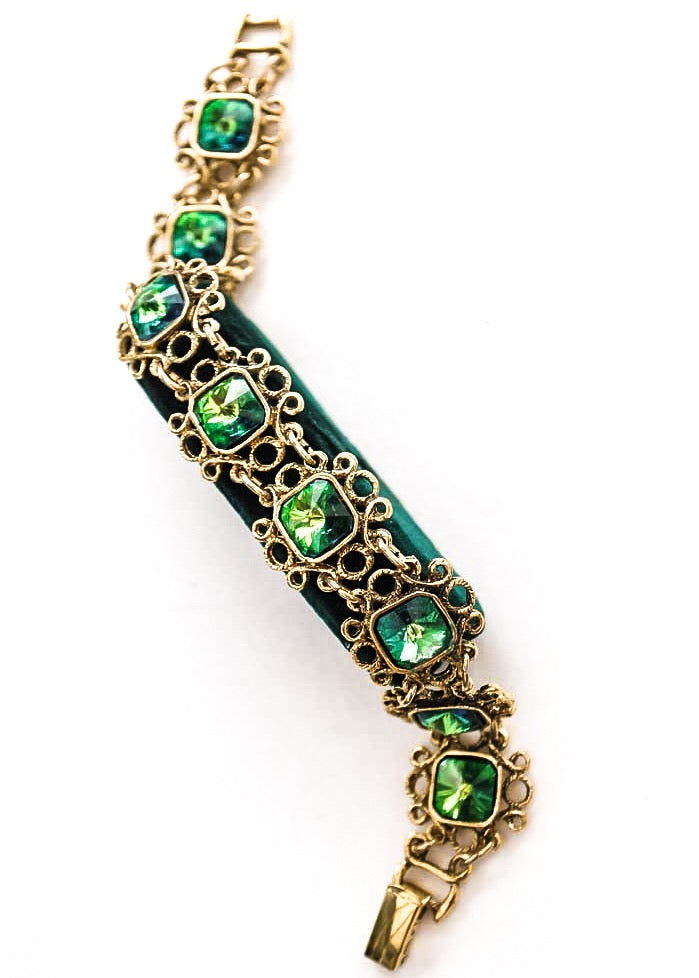 Beautiful Rivoli blue green faceted stone bracelet with links