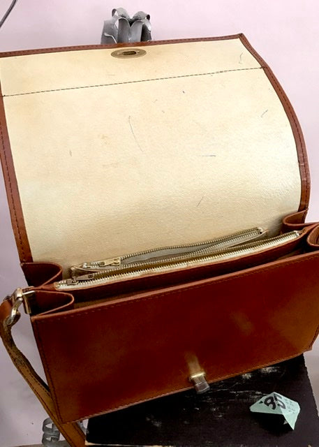 Vintage 70s Tan Brown Leather Satchel Shoulder Bag