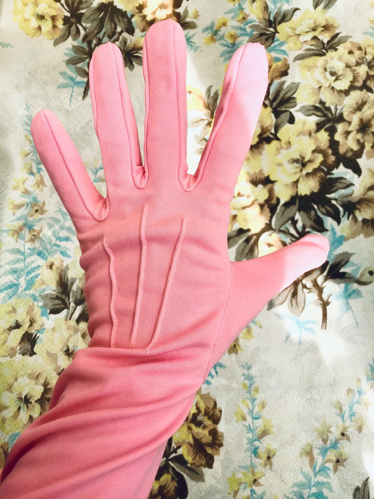 1950s Vintage Bubble Gum Pink Cocktail Gloves • 7.5