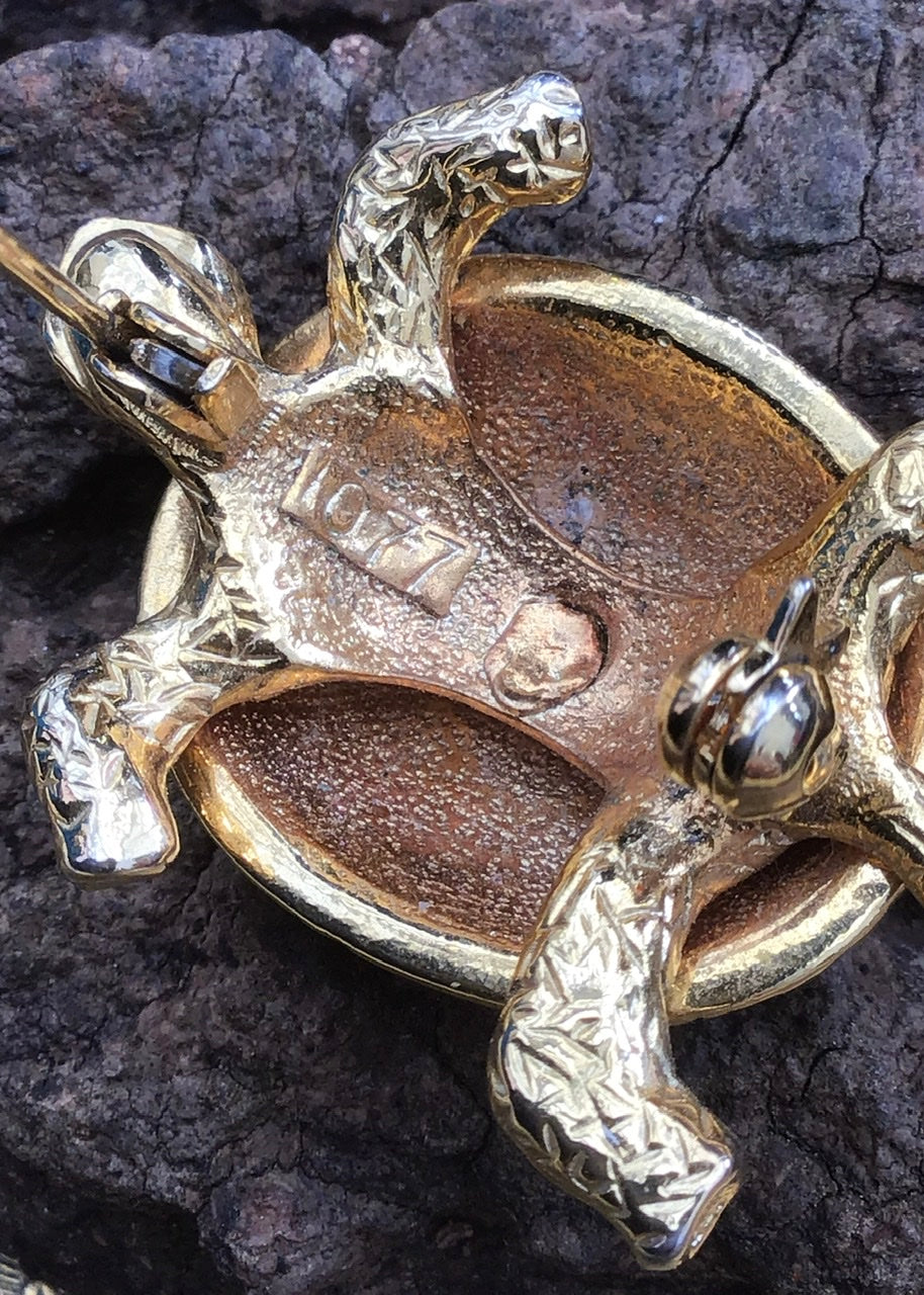 Vintage Black and Gold Tortoise Brooch