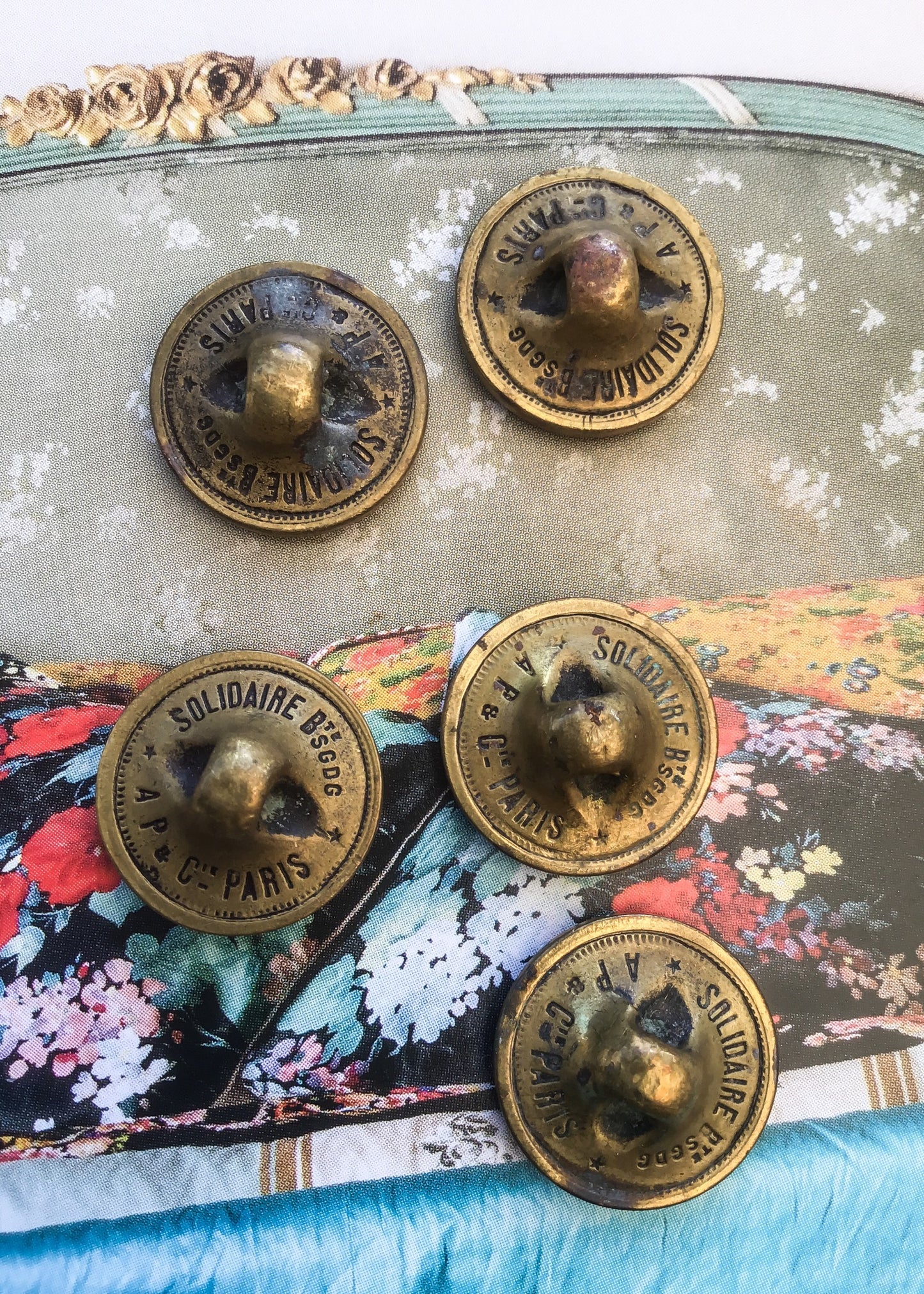 1800s Antique set of 5 French Nouveau Floral Brass Buttons • Solidaire Paris