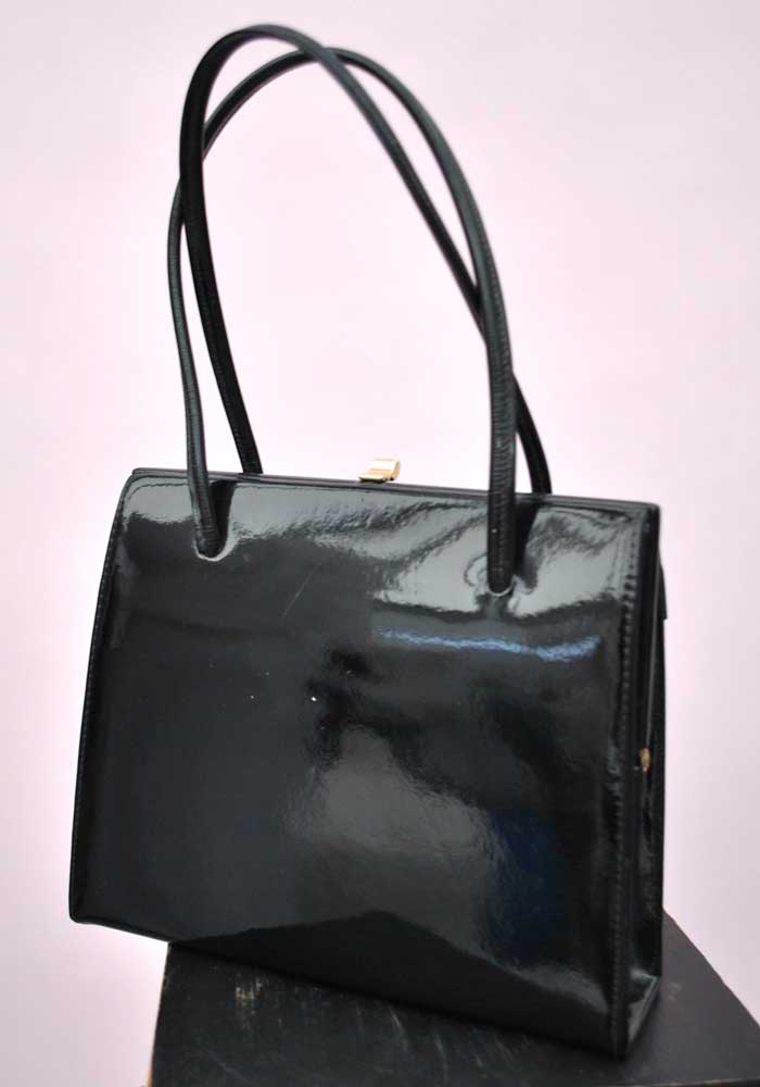 vtg 1960s shiny black patent bag