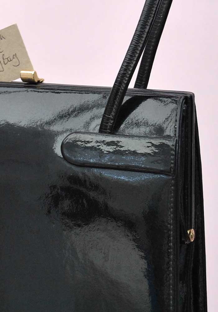 vintage 60s black vinyl handbag