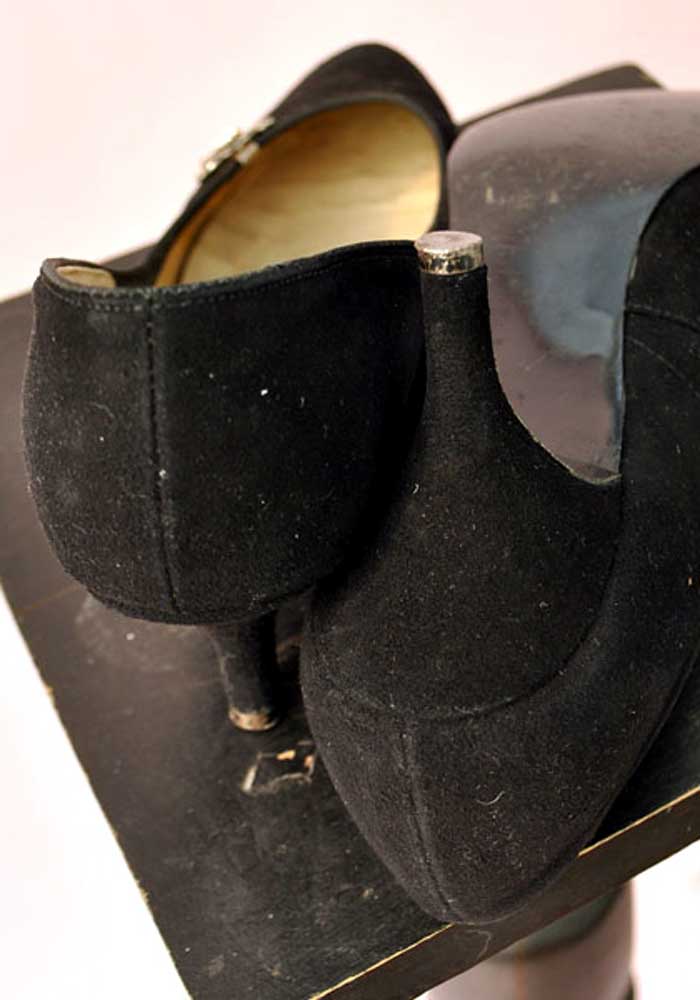 vintage 60s black suede court shoes