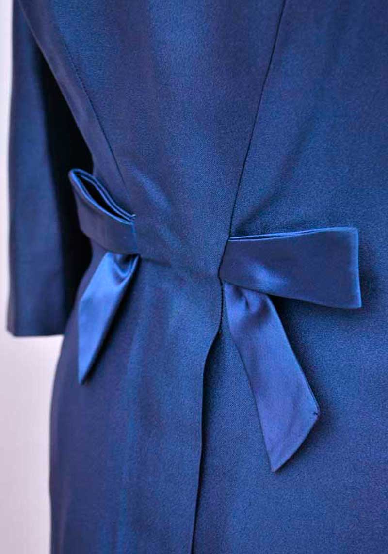 1960s Vintage Blue Cocktail Wiggle Shift Dress • Volup
