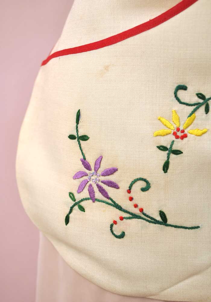 embroidered vintage pinny