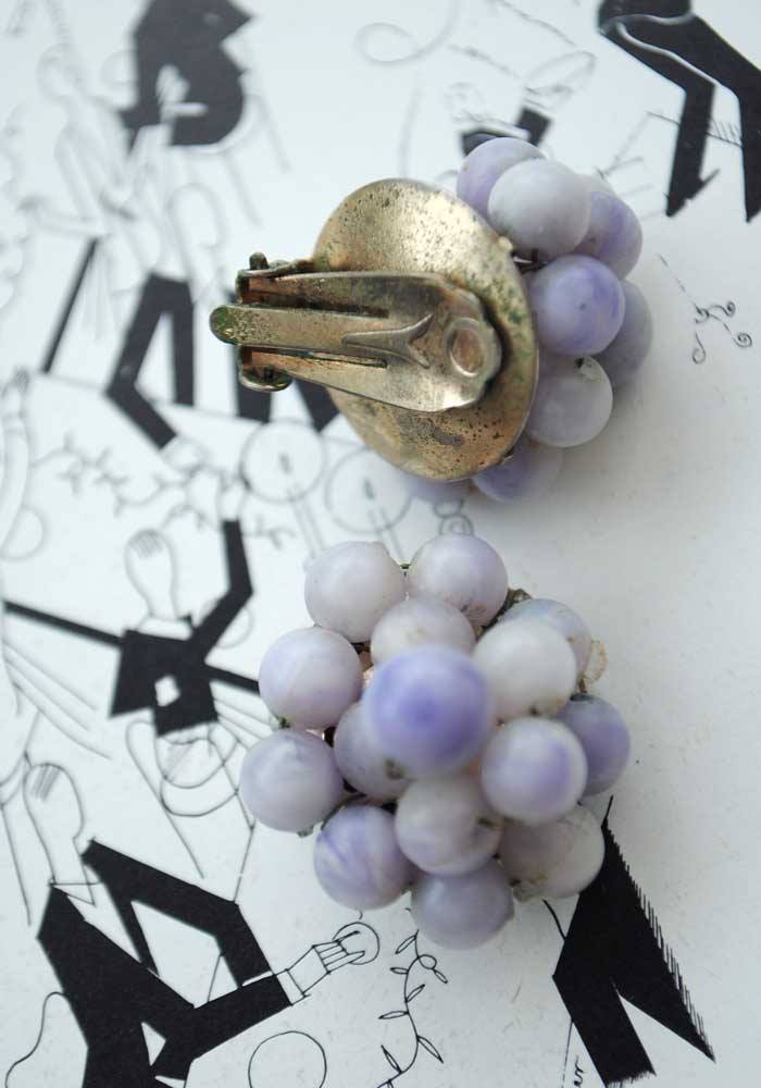 Vintage Midcentury Lilac Swirly Plastic Bead Cluster Earrings • Clip Ons