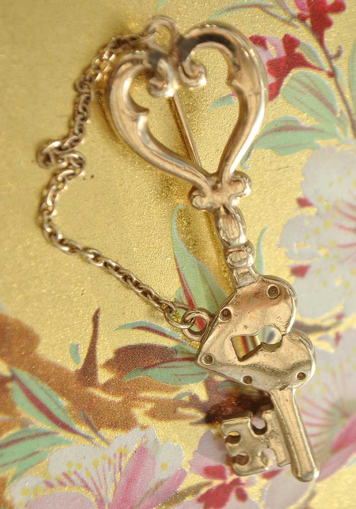 vintage lock and key brooch