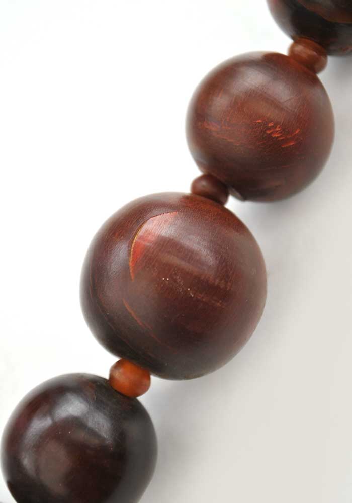 dyed horn beads