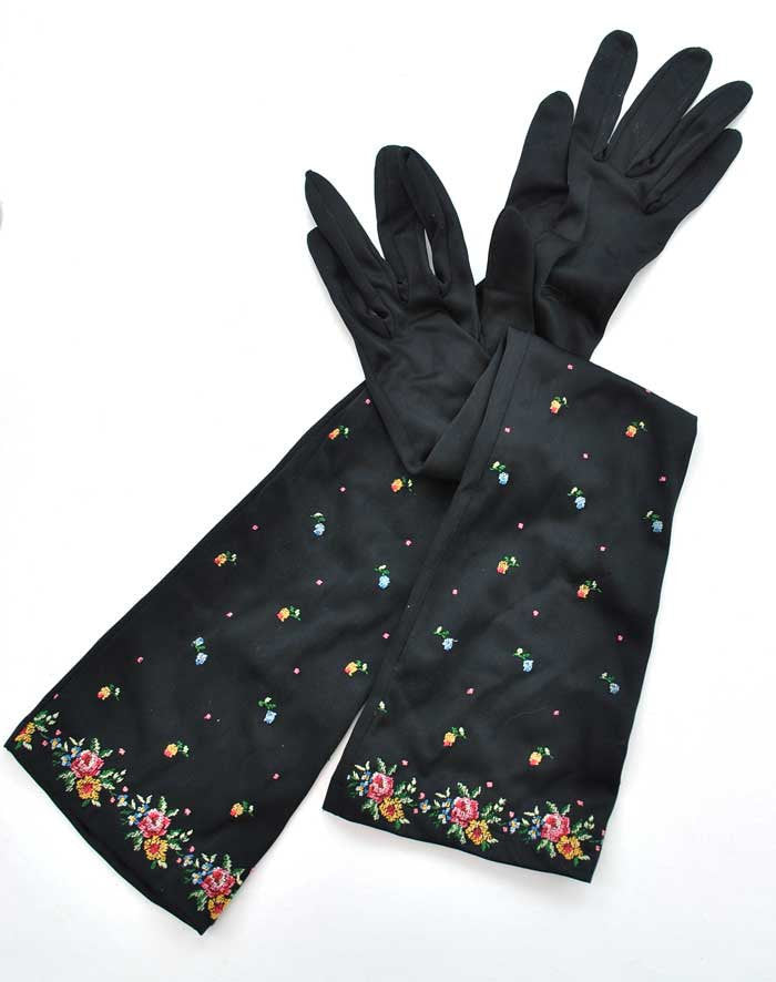 vtg black embroidered elbow length evening gloves