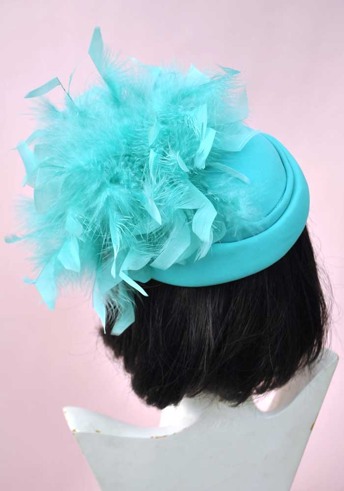 Vintage 80s Turquoise Felt Coque Feather Hat